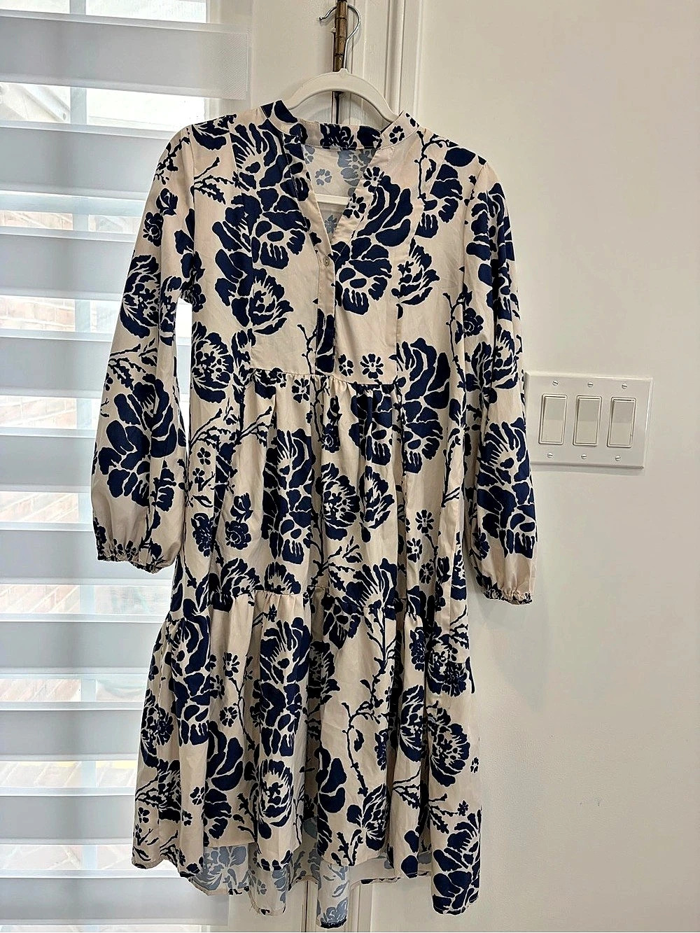 SHEIN Floral Mini Dress in Blue & White Like New